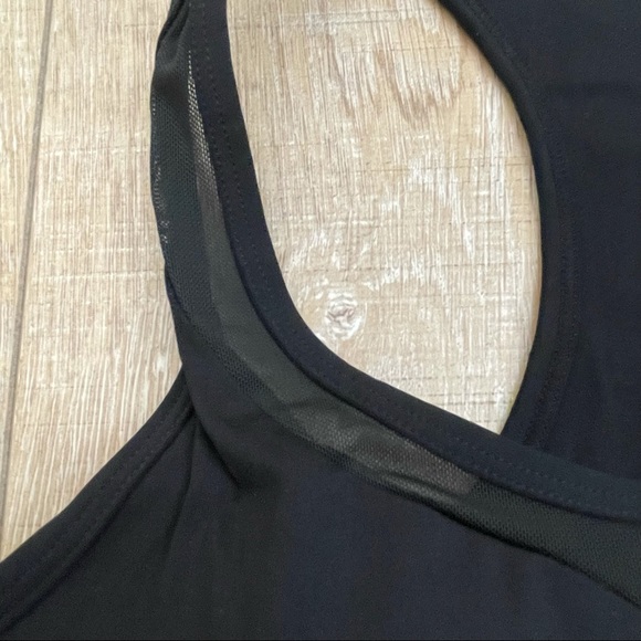 SOLID BLACK SPORTS BRA & HIGH-RISE LEGGINGS SET W/ STASH POCKETS - SZ: M & L - Picture 11 of 15